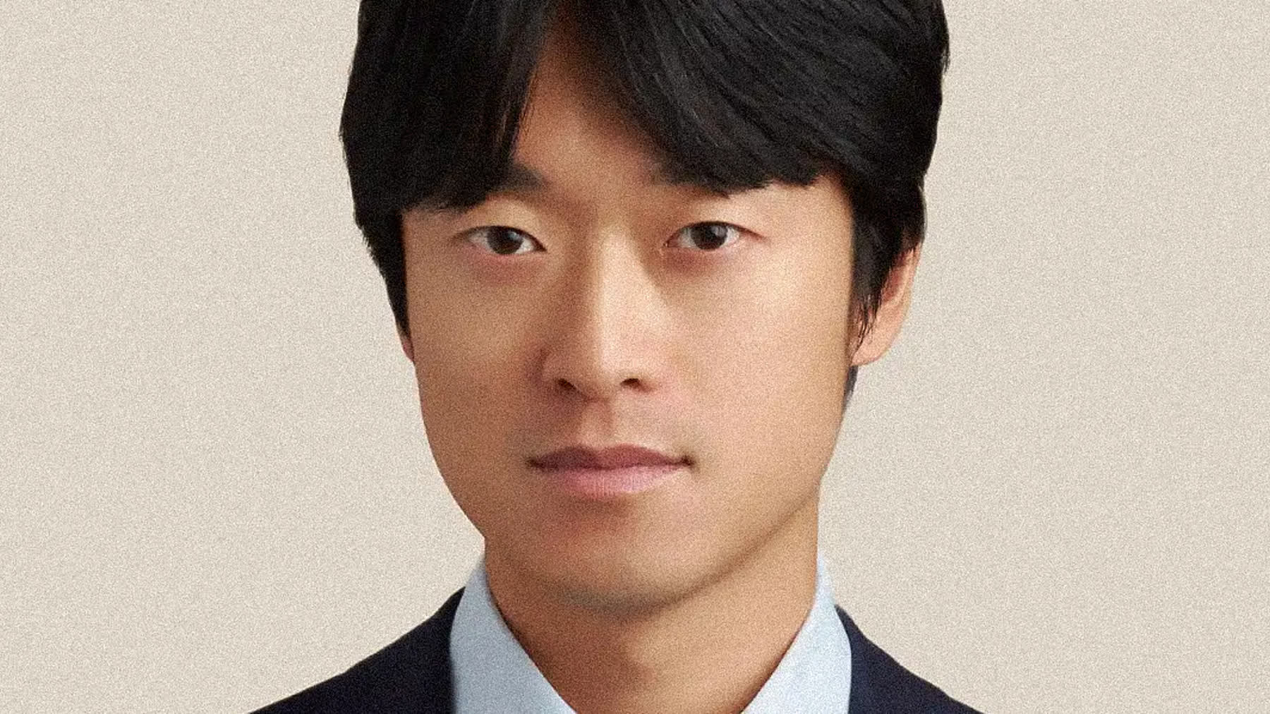Headshots and video being captured in one session at a Miami studio